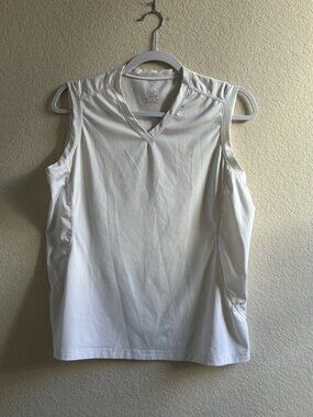 NIKE Women's V-neck Stretch White Sleeveless Lightweight Athletic Top Size M